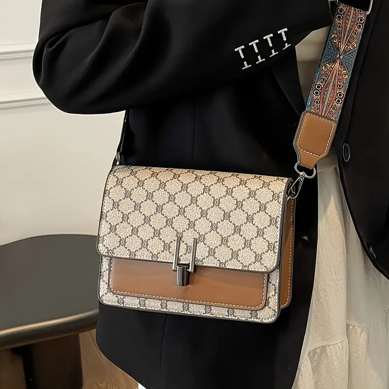 Versatile Geometric Shoulder Bag