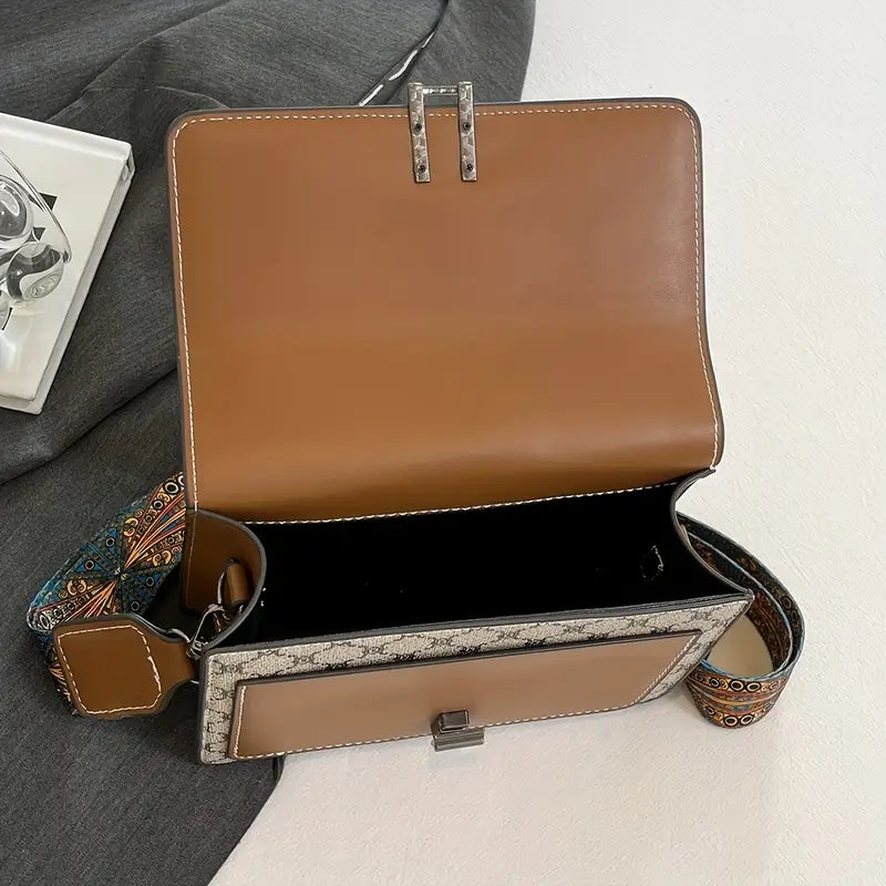 Versatile Geometric Shoulder Bag