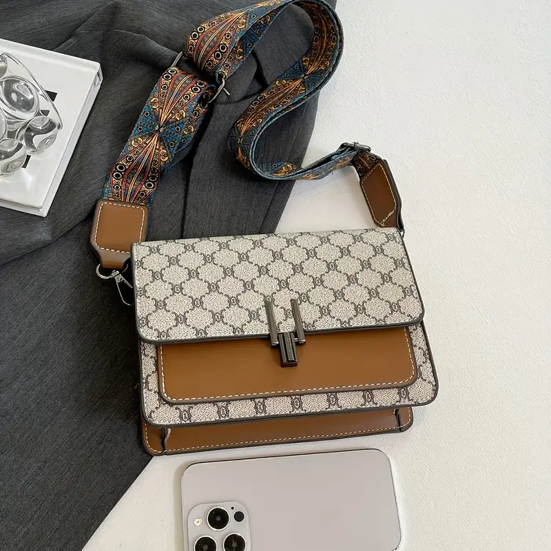 Versatile Geometric Shoulder Bag
