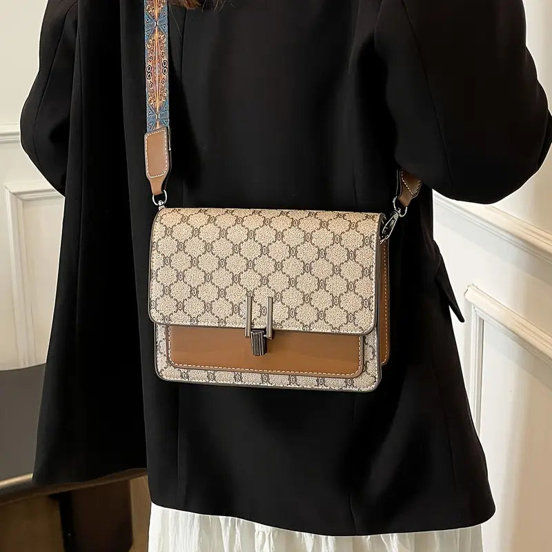 Versatile Geometric Shoulder Bag